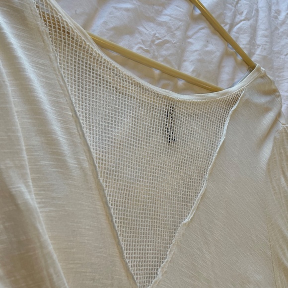 LF Emma & Sam Long Sleeved Mesh V-Neck Top - Picture 2 of 4